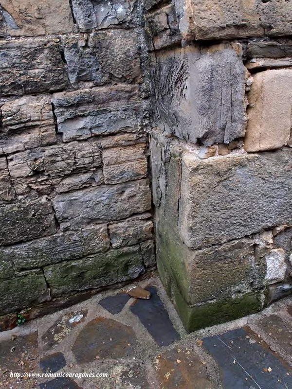 MURO DEL TEMPLO, SEPARADO DE LA TORRE